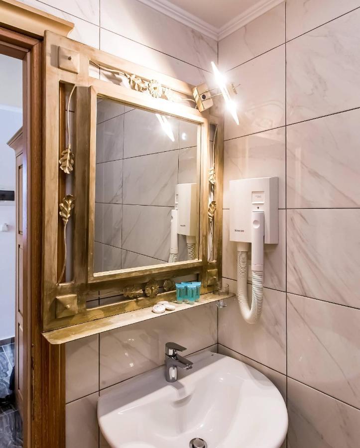 Skála Foúrkas Halkidiki Greek Pride Seafront Hotel מראה חיצוני תמונה