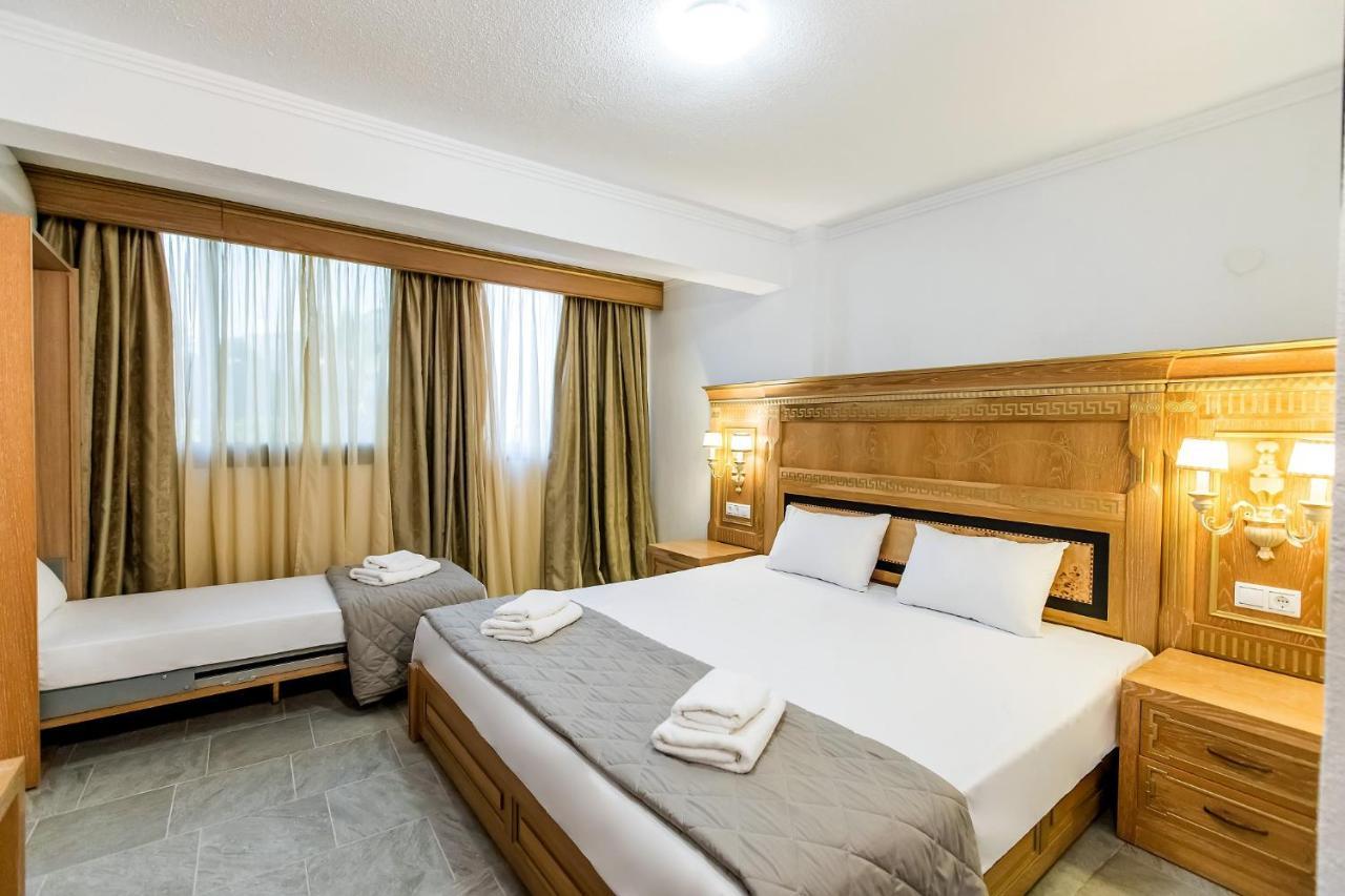 Skála Foúrkas Halkidiki Greek Pride Seafront Hotel מראה חיצוני תמונה