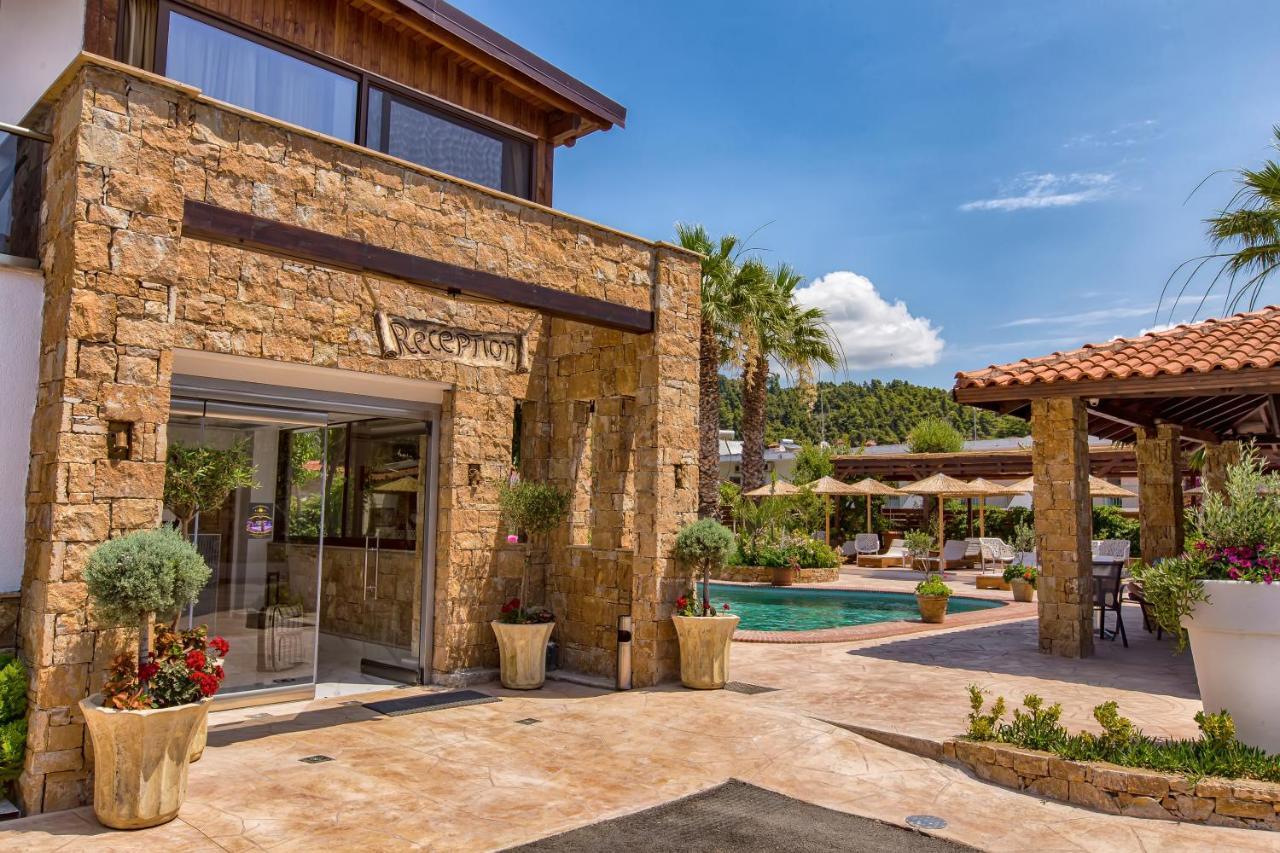 Skála Foúrkas Halkidiki Greek Pride Seafront Hotel מראה חיצוני תמונה