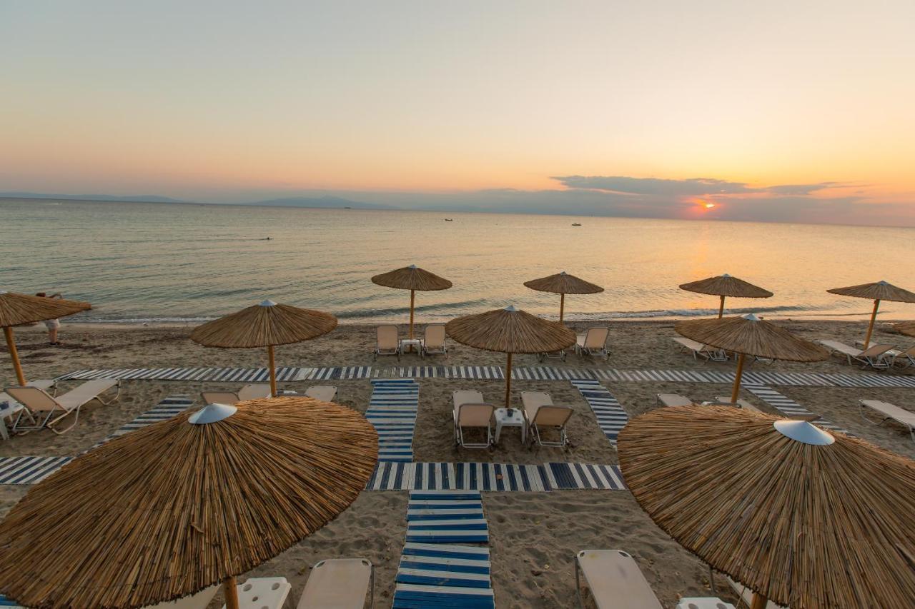 Skála Foúrkas Halkidiki Greek Pride Seafront Hotel מראה חיצוני תמונה