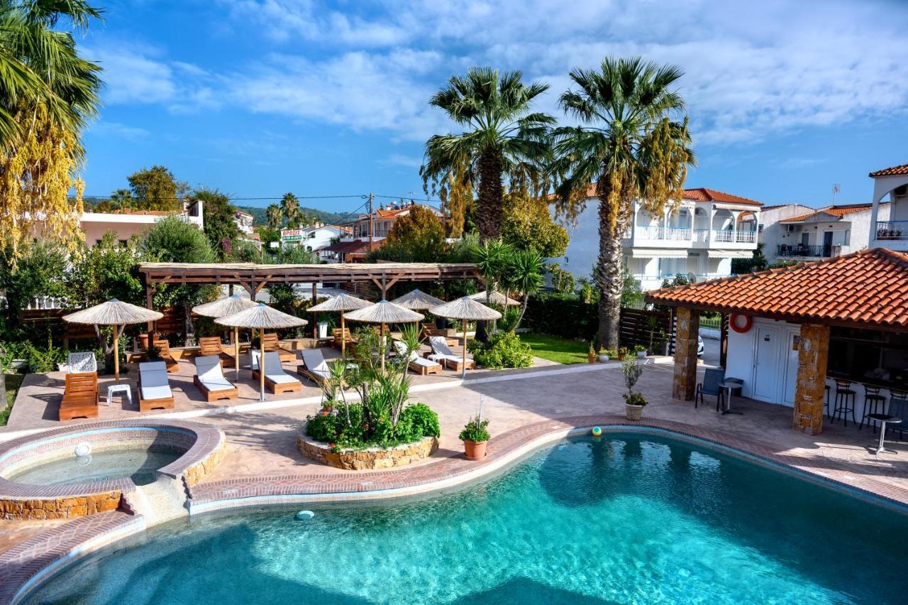 Skála Foúrkas Halkidiki Greek Pride Seafront Hotel מראה חיצוני תמונה